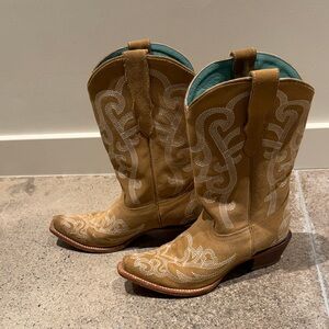 Corral Tan Embroidered Western Boots
